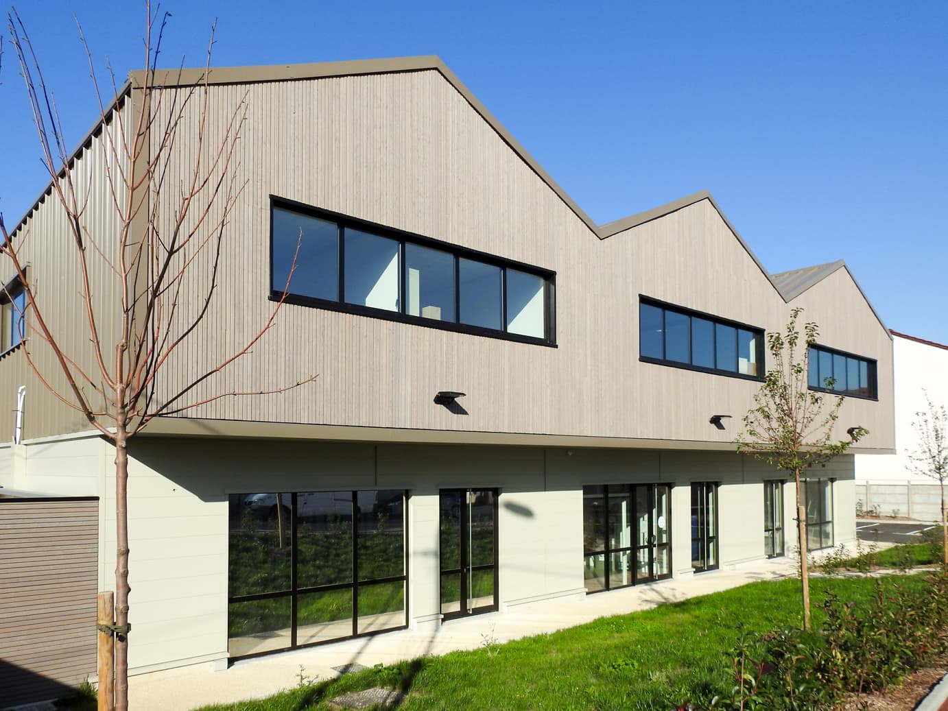 Adhika Market Wissous